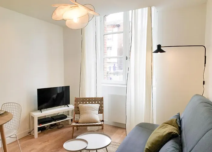 Διαμέρισμα Cozy - Coeur Historique De *